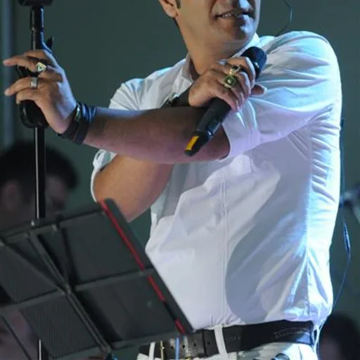 شهرام شکوهی